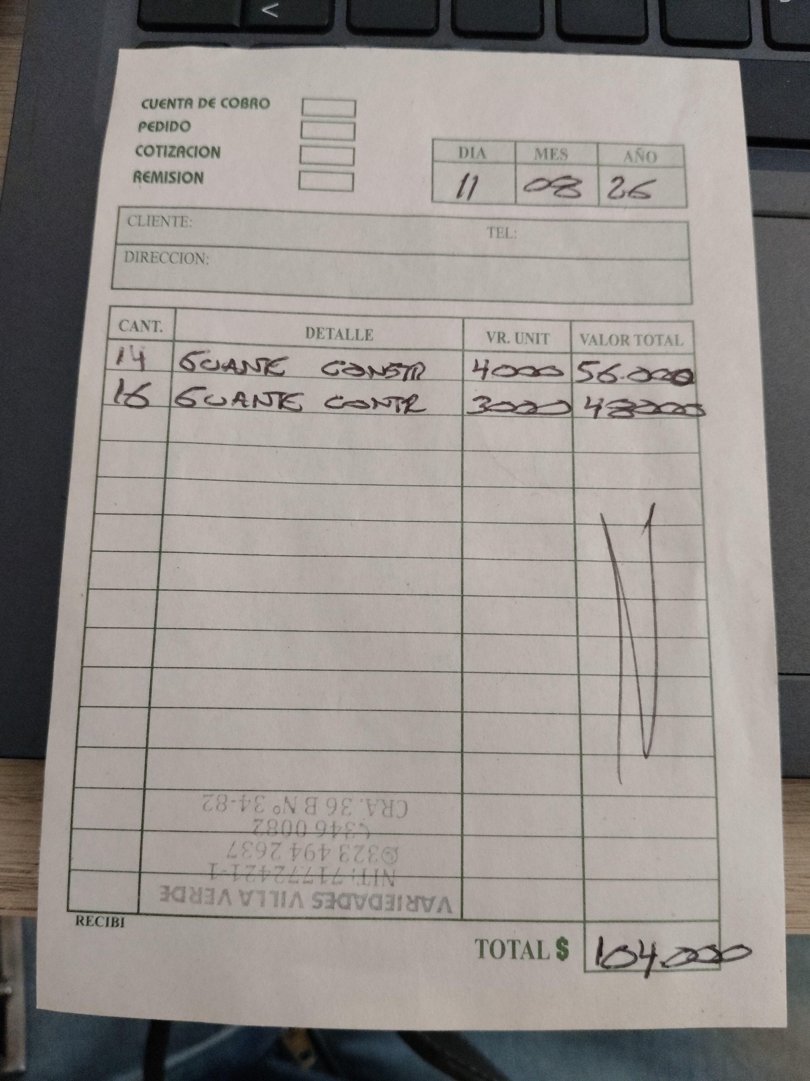 Evidencia de 30 pares de guantes para escombros